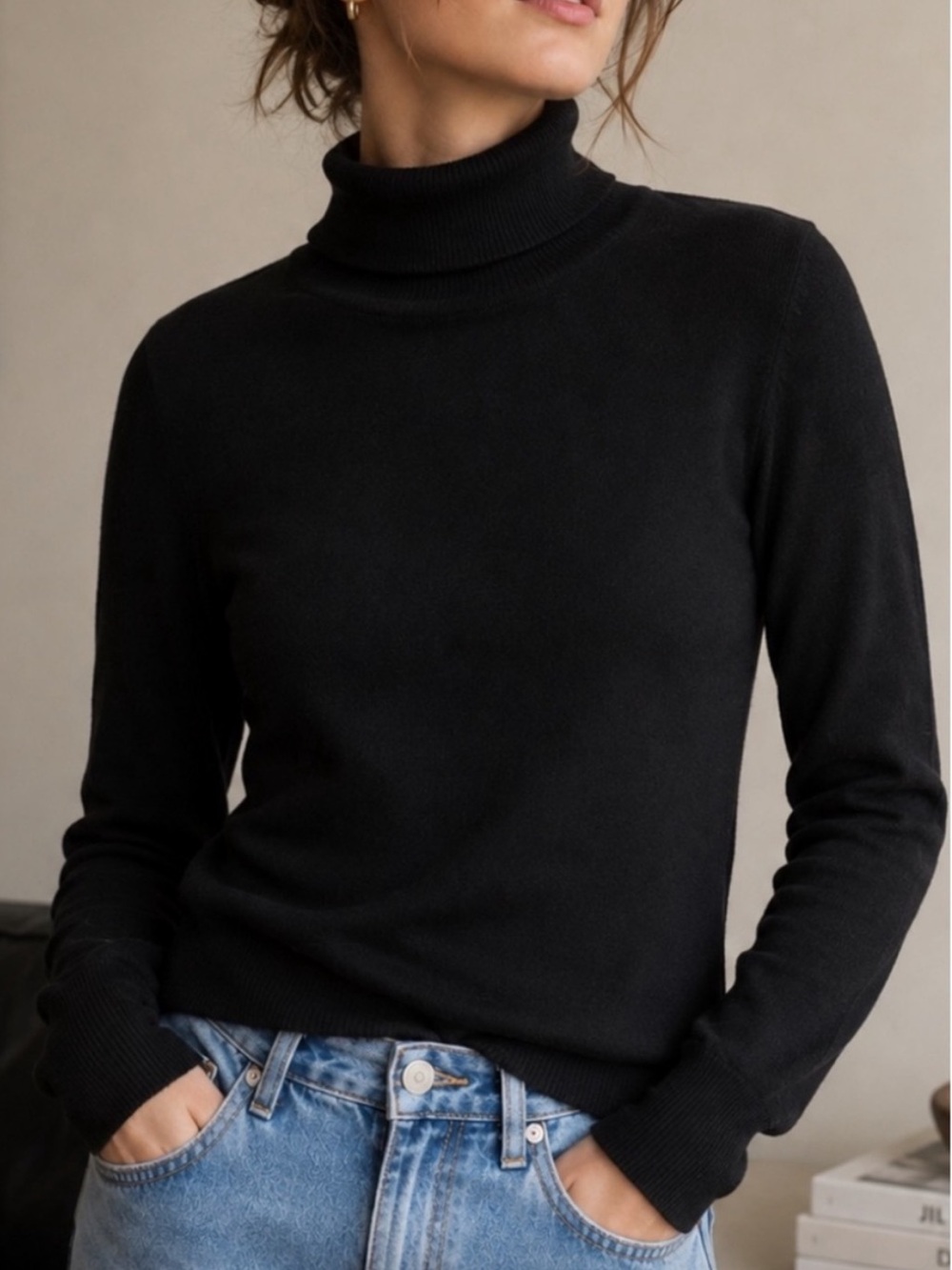 Neiman Marcus 100% Cashmere Turtleneck Sweater • NWOT